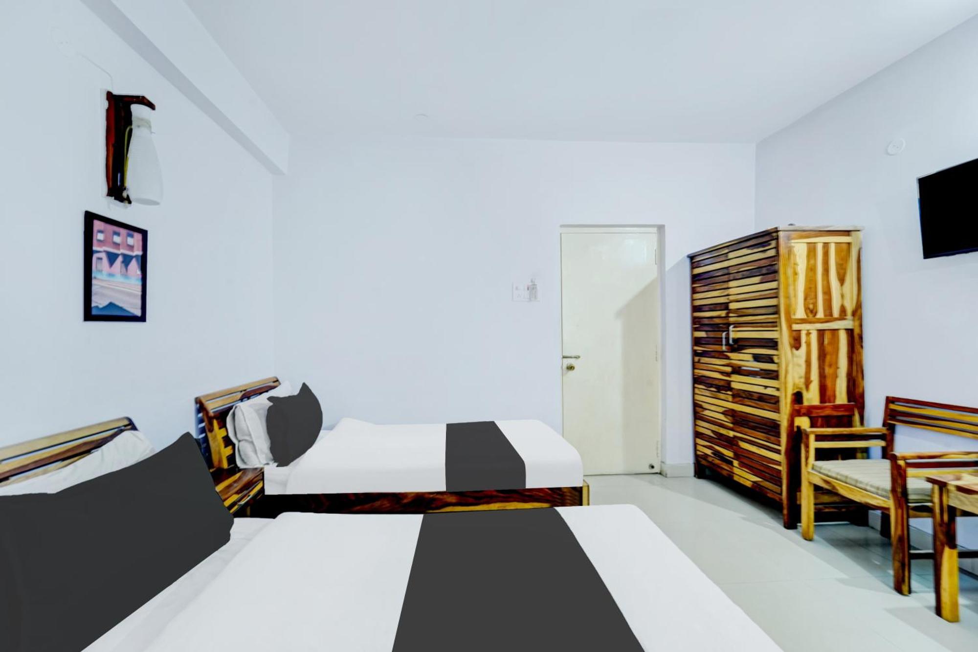 Collection O Rajendra Path Near Railway Station Hotel Патна Екстериор снимка